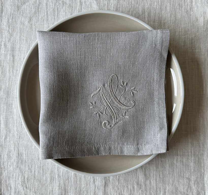 Leinenserviette Monogramm "No.2"