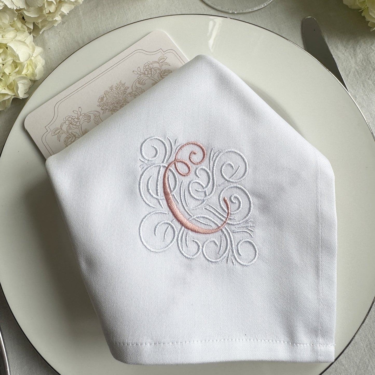 "BLUSH" - bestickte personalisierte Serviette mit Monogramm für Hochzeit & Events