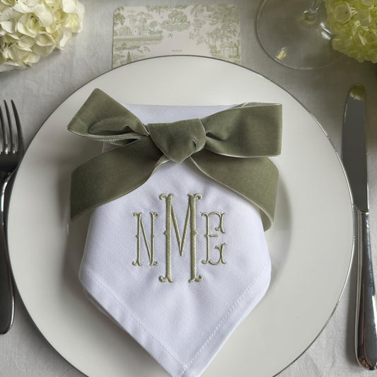 "HERITAGE" - bestickte personalisierte Serviette mit Monogramm für Hochzeit & Events